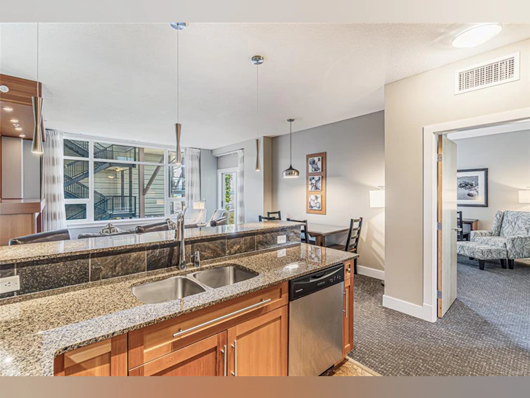 208B-181 Beachside Drive, Parksville, BC, V9P 2H5 - 8