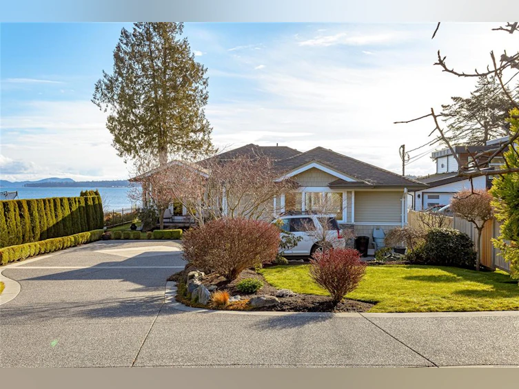 8709 Lochside Drive, North Saanich, BC, V8L 1M8 - 5