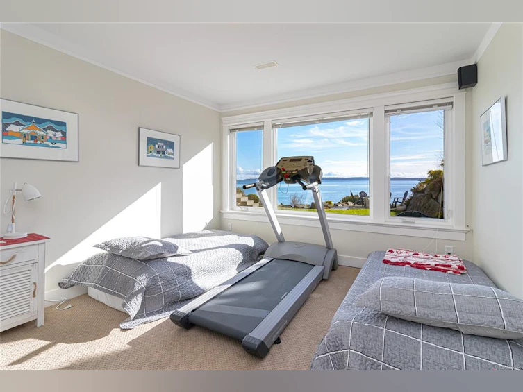 8709 Lochside Drive, North Saanich, BC, V8L 1M8 - 33