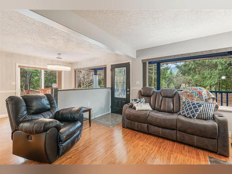 1335 Meadowood Way, Qualicum Beach, BC, V9K 2S4 - 21