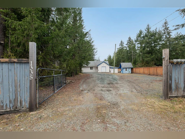 1335 Meadowood Way, Qualicum Beach, BC, V9K 2S4 - 61
