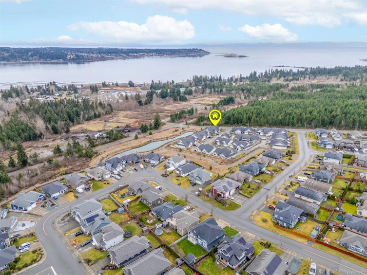 101-4098 Buckstone Road, Courtenay, BC, V9N 0H2 - 2