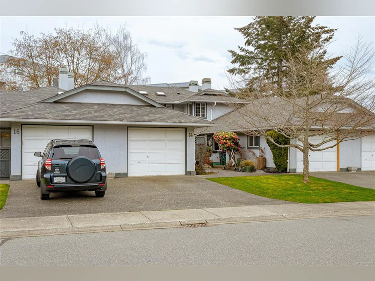 14-5110 Cordova Bay Road, Saanich, BC, V8Y 2K5 - 3