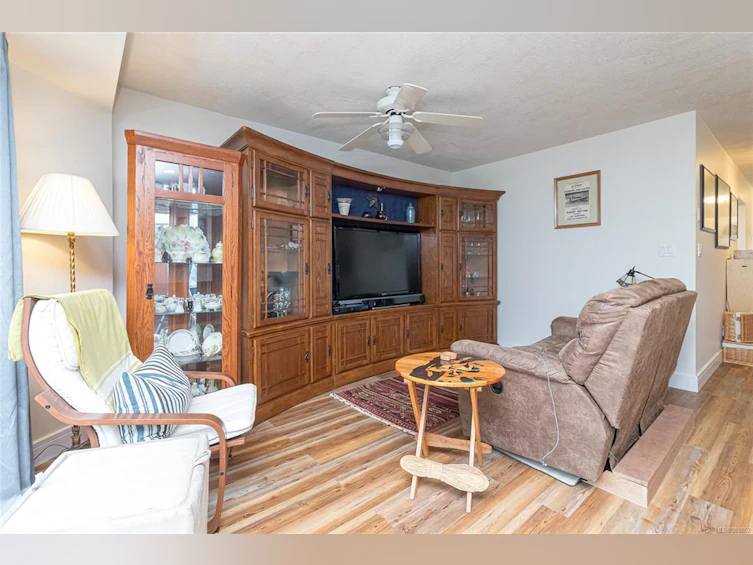 14-5110 Cordova Bay Road, Saanich, BC, V8Y 2K5 - 7