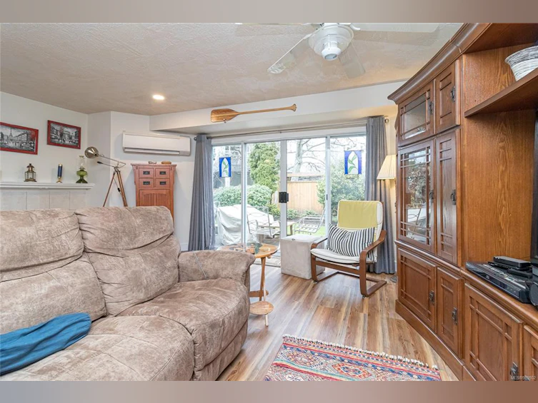 14-5110 Cordova Bay Road, Saanich, BC, V8Y 2K5 - 9