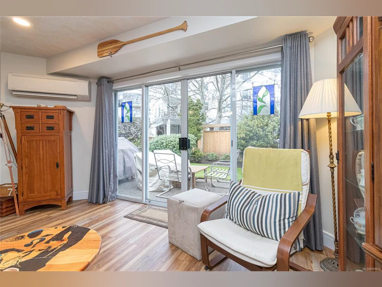 14-5110 Cordova Bay Road, Saanich, BC, V8Y 2K5 - 10