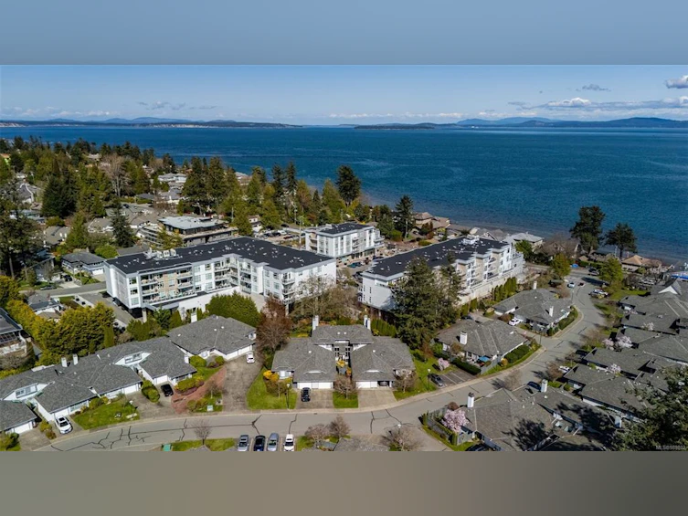 14-5110 Cordova Bay Road, Saanich, BC, V8Y 2K5 - 42