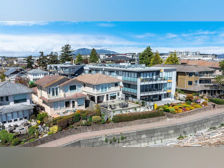 5-9667A First Street, Sidney, BC, V8L 3C8 - 54