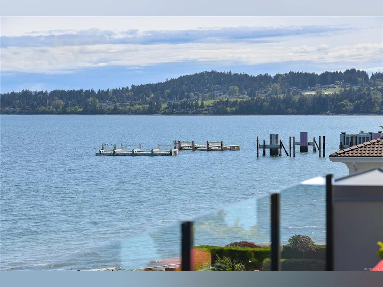 5-9667A First Street, Sidney, BC, V8L 3C8 - 69