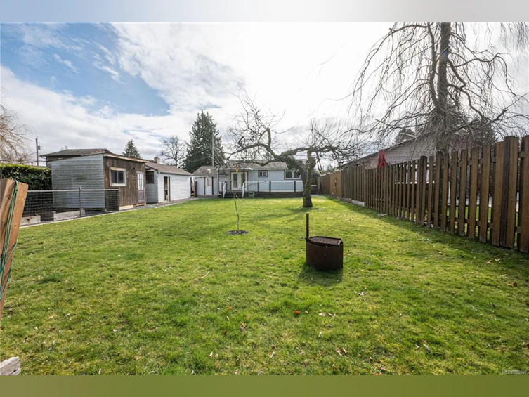 870 Dufferin Street, Nanaimo, BC, V9S 2B1 - 33
