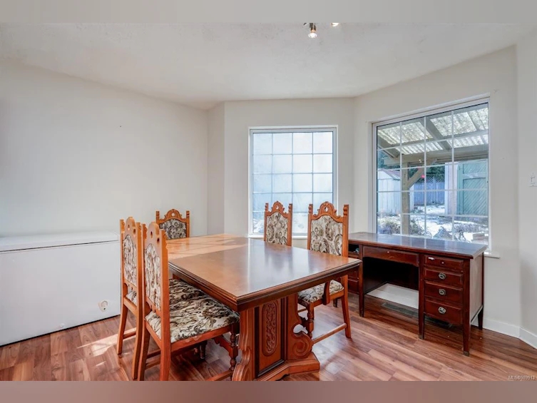 1137 Union Road, Saanich, BC, V8P 2J2 - 5