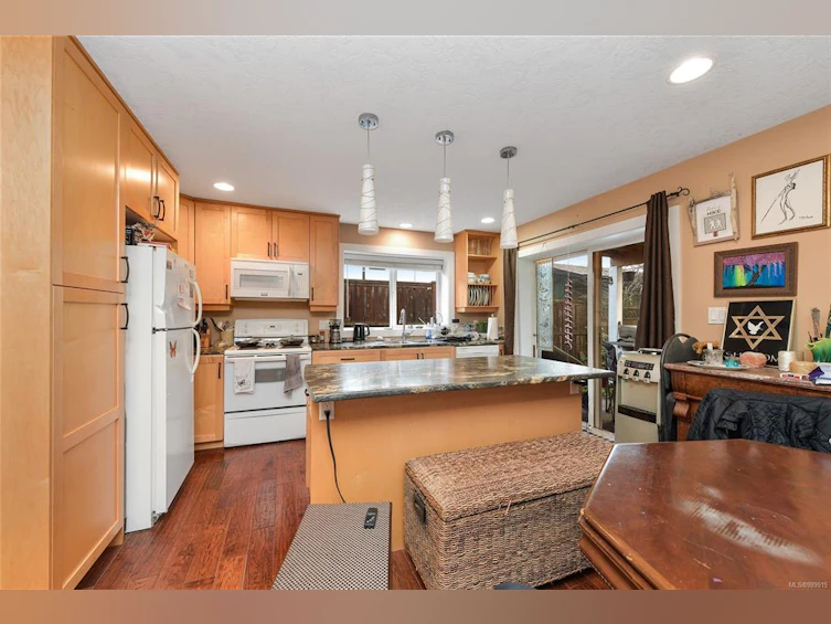 6921 Larkspur Road, Sooke, BC, V9Z 0M8 - 45