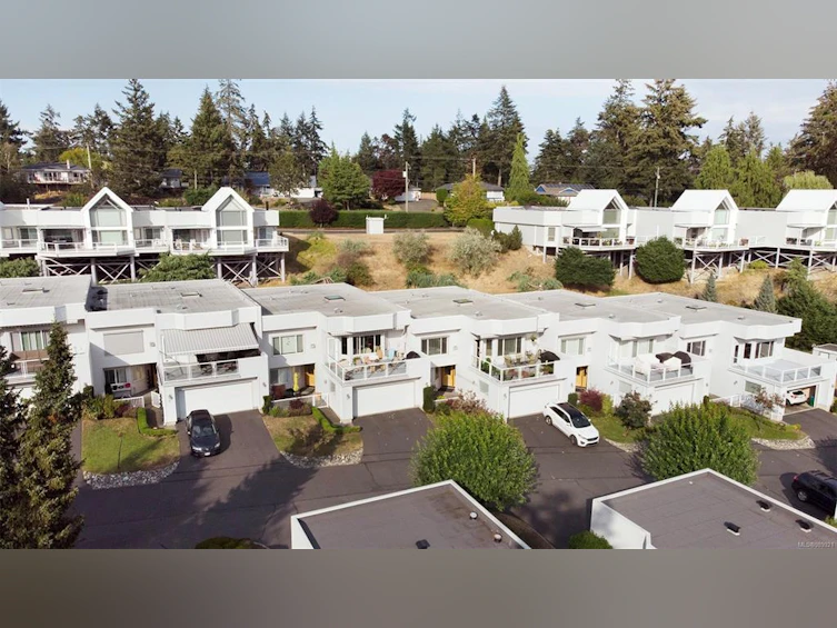 16-1600 Brynmarl Road, Nanoose, BC, V9P 9E1 - 2