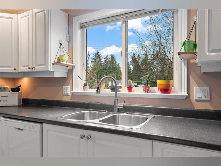 3699 Cedardale Road, Cobble Hill, BC, V8H 0G6 - 8