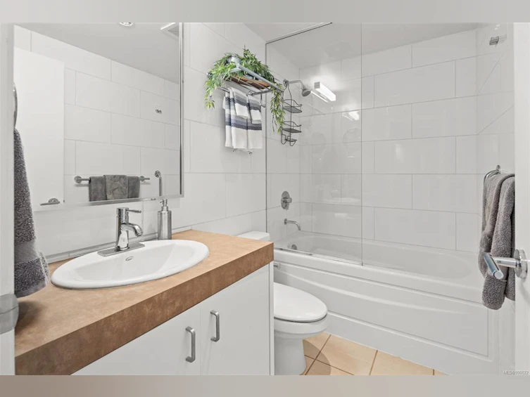 906-160 Wilson Street, Victoria, BC, V9A 7P9 - 19