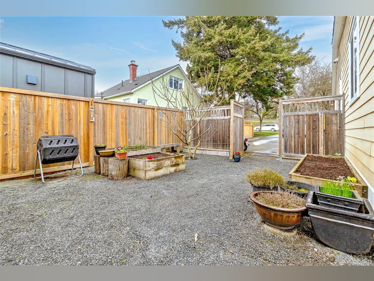 1243 Colville Road, Esquimalt, BC, V9A 4R2 - 58