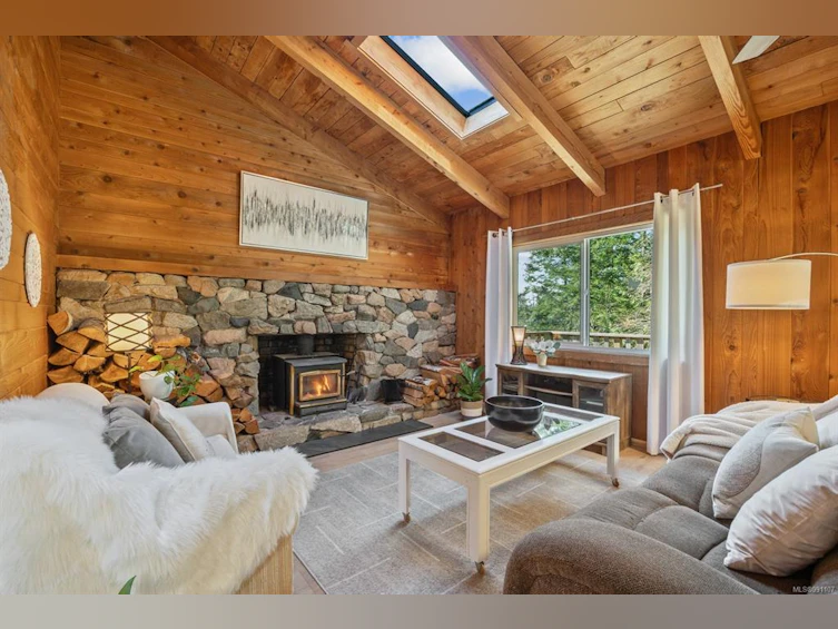 500 Smelt Bay Road, Cortes Island, BC, V0P 1K0 - 5