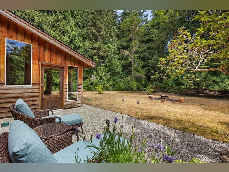500 Smelt Bay Road, Cortes Island, BC, V0P 1K0 - 24