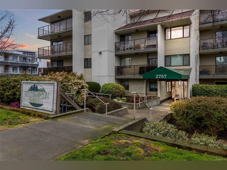 311-2757 Quadra Street, Victoria, BC, V8T 4E5 - 25