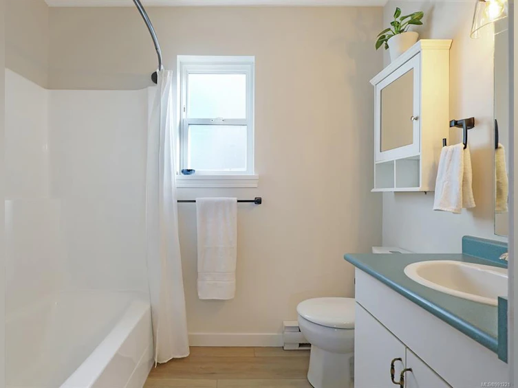2859 Penrith Avenue, Cumberland, BC, V0R 1S0 - 19