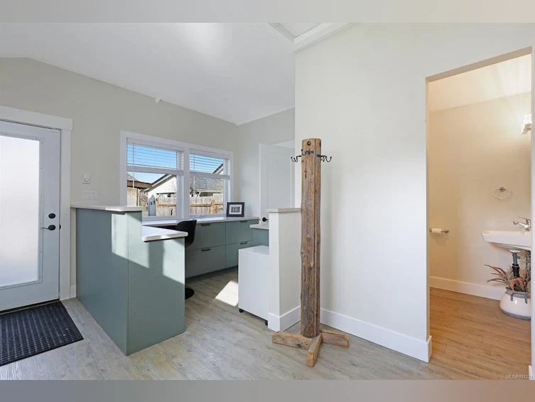 2859 Penrith Avenue, Cumberland, BC, V0R 1S0 - 24