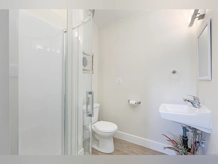 2859 Penrith Avenue, Cumberland, BC, V0R 1S0 - 25