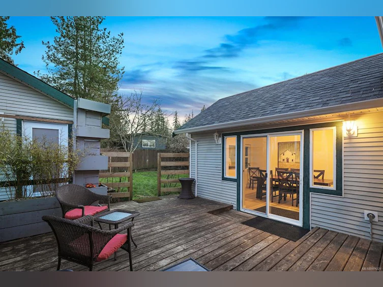 2859 Penrith Avenue, Cumberland, BC, V0R 1S0 - 33