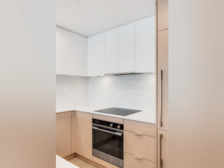 1111-1100 Yates Street, Victoria, BC, V8V 0H5 - 7