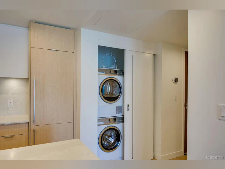 1111-1100 Yates Street, Victoria, BC, V8V 0H5 - 25