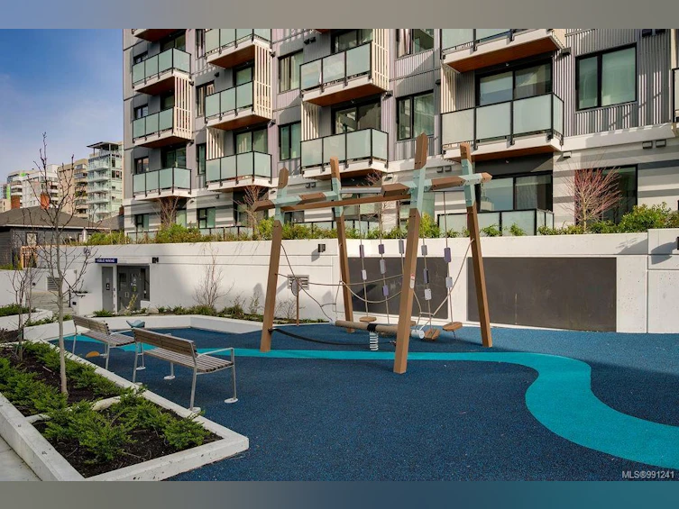 1111-1100 Yates Street, Victoria, BC, V8V 0H5 - 35