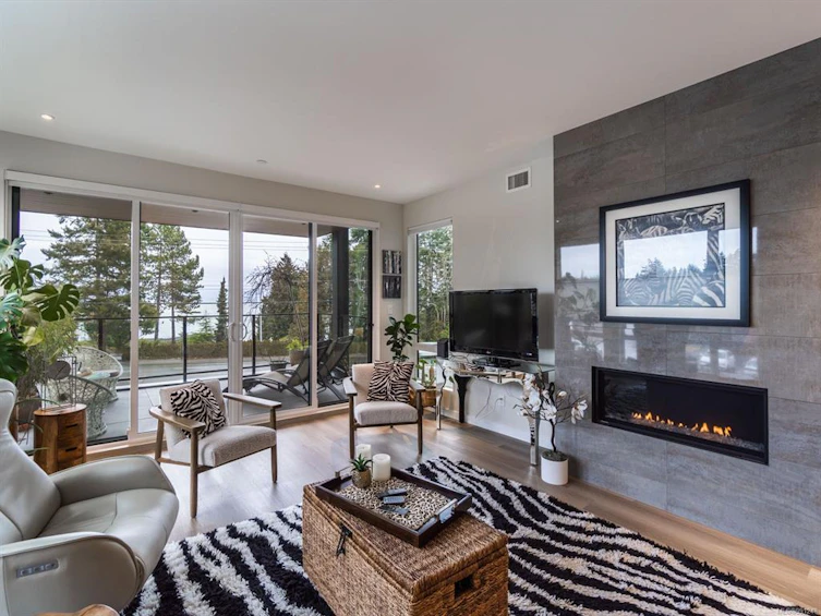 201-100 Lombardy Street, Parksville, BC, V9P 0G4 - 3