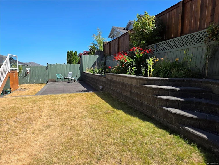 749 Bowen Drive, Campbell River, BC, V9H 1S2 - 2