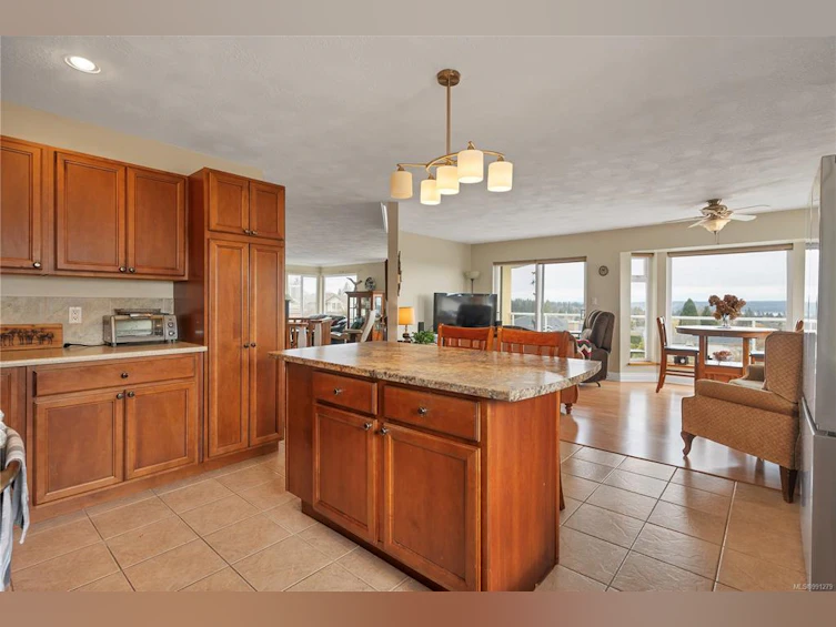 749 Bowen Drive, Campbell River, BC, V9H 1S2 - 21