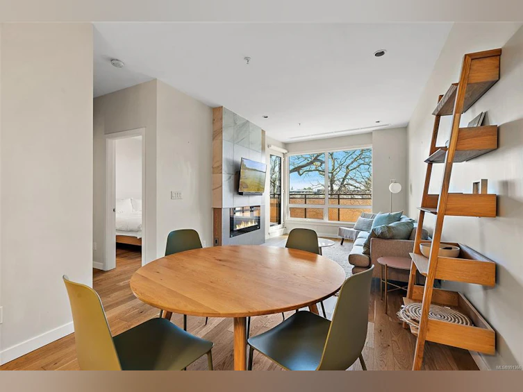 310-1201 Fort Street, Victoria, BC, V8V 3L1 - 10