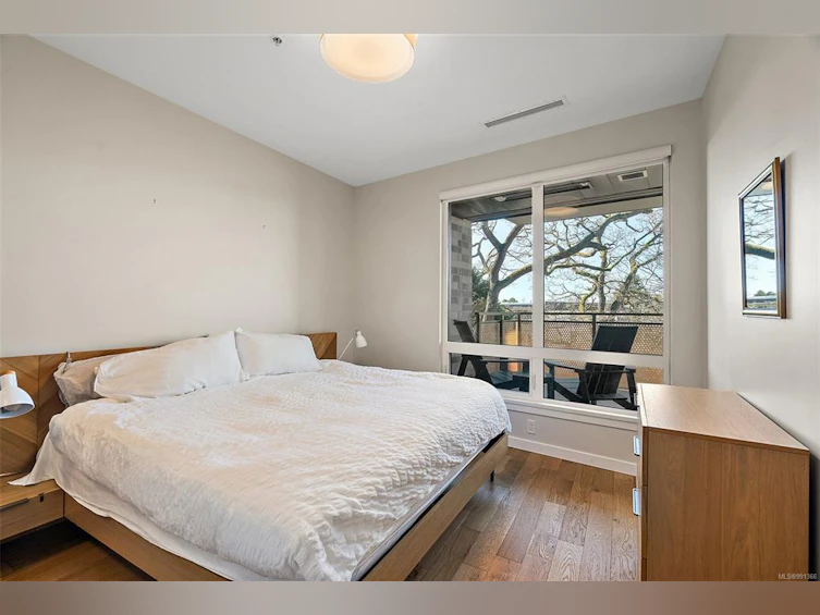 310-1201 Fort Street, Victoria, BC, V8V 3L1 - 15