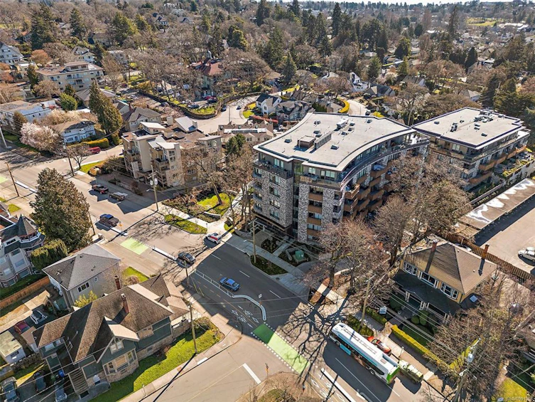 310-1201 Fort Street, Victoria, BC, V8V 3L1 - 28