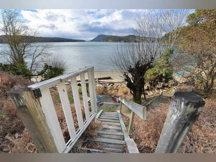 348 Georgina Point Road, Mayne Island, BC, V0N 2J1 - 7