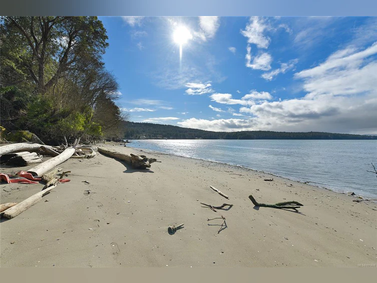 348 Georgina Point Road, Mayne Island, BC, V0N 2J1 - 10
