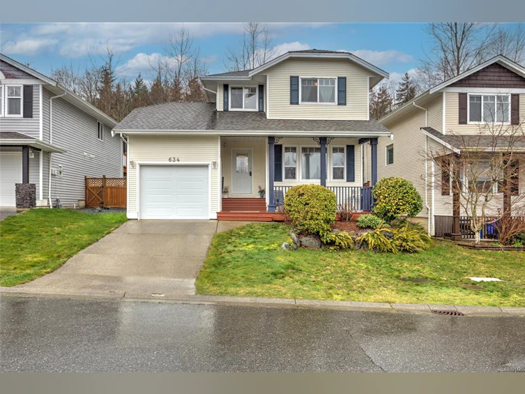 634 Oakwood Road, Ladysmith, BC, V9G 2C1 - 2