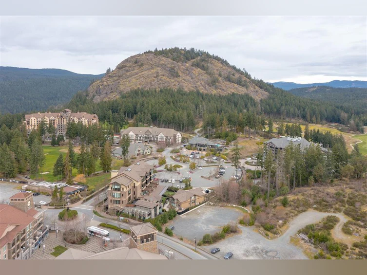 320/318A-1376 Lynburne Place, Langford, BC, V9B 6S1 - 50
