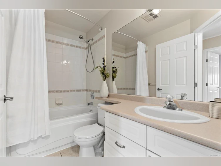 1710 Adanac Street, Victoria, BC, V8R 2C5 - 15