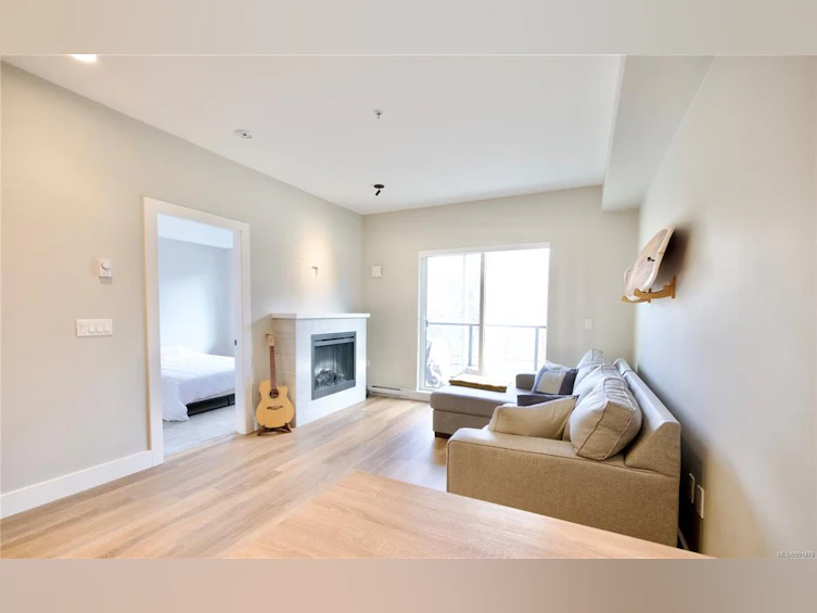 205-700 Yew Wood Road, Tofino, BC, V0R 2Z0 - 7