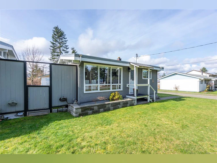 3678 S Island Highway, Campbell River, BC, V9W 1E6 - 2