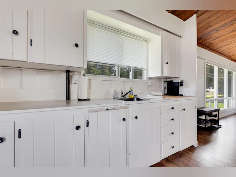 3678 S Island Highway, Campbell River, BC, V9W 1E6 - 8