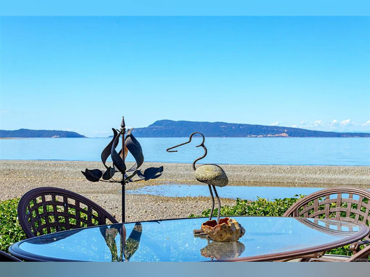 5945 W Island Highway, Qualicum Beach, BC, V9K 2C9 - 10