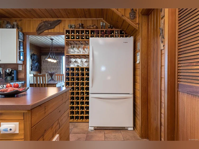 5945 W Island Highway, Qualicum Beach, BC, V9K 2C9 - 36