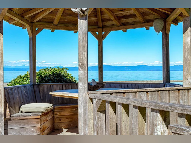 5945 W Island Highway, Qualicum Beach, BC, V9K 2C9 - 63