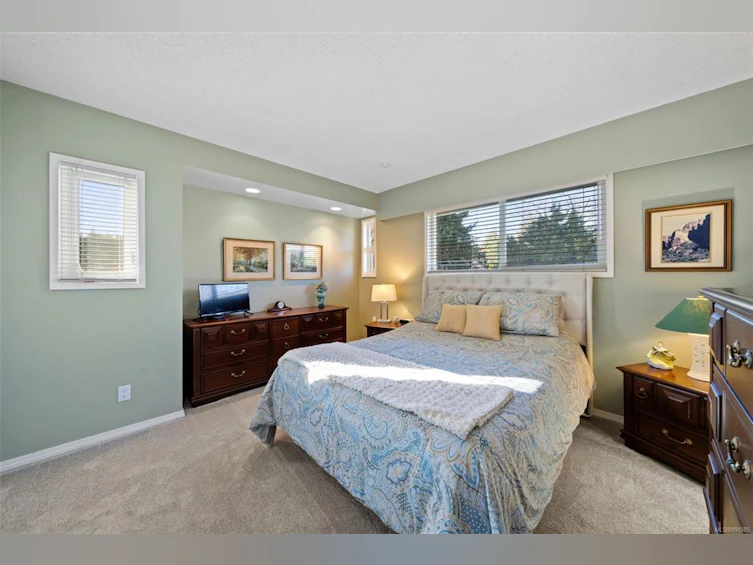 2012 Skyline Crescent, Central Saanich, BC, V8M 1M6 - 15