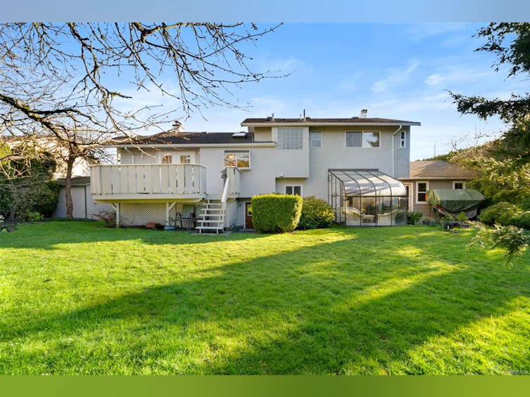 2012 Skyline Crescent, Central Saanich, BC, V8M 1M6 - 33