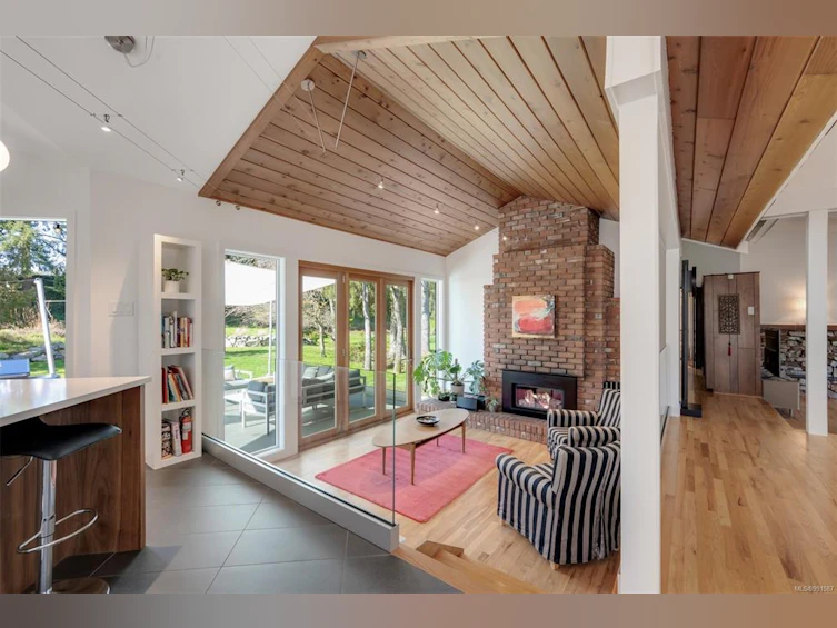 3456 Plymouth Road, Oak Bay, BC, V8P 4X4 - 5